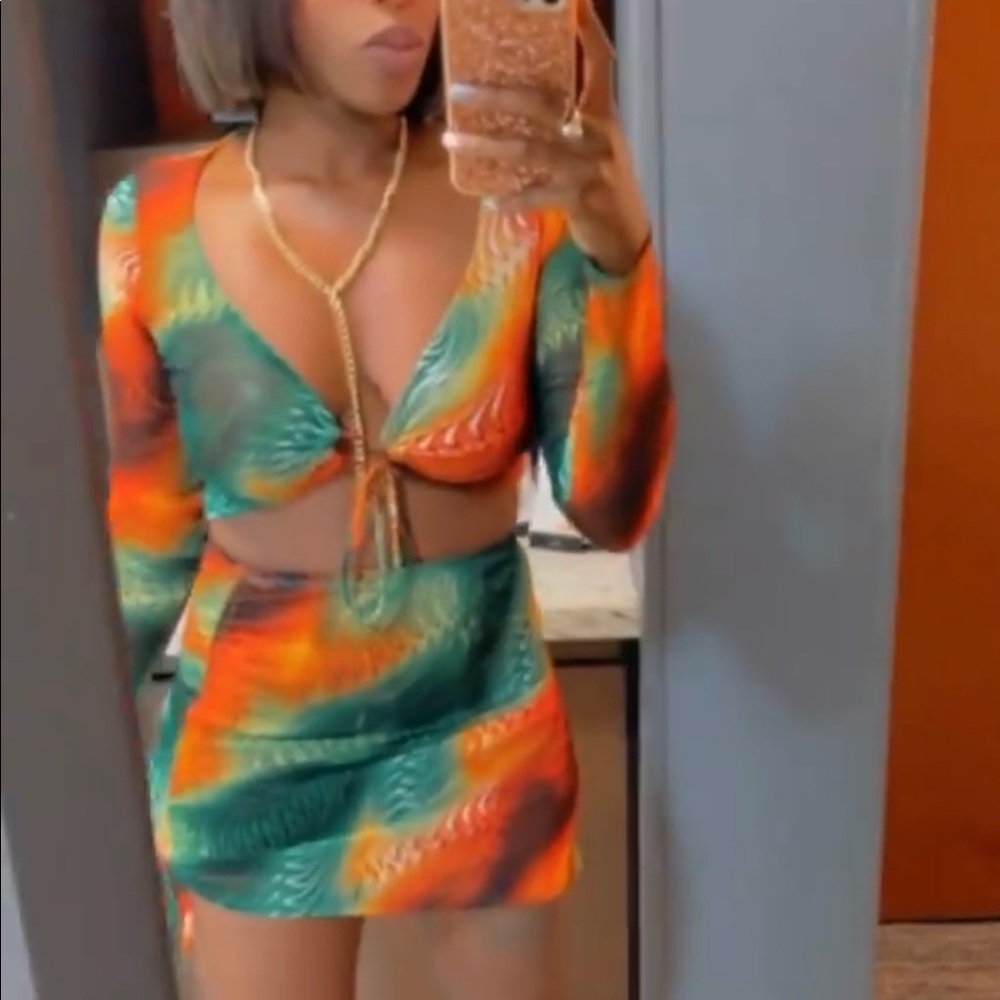 Two piece set mesh material,cute and fashionable topped with leather knee boots